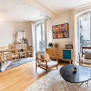 Montmartre // Lovely Flat For ! , Paris France